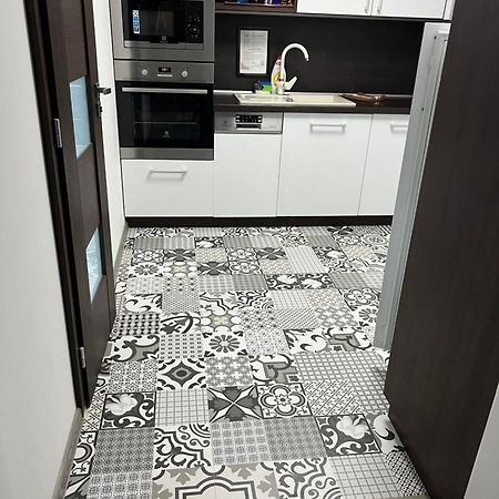Centrum Apartman Leyla 巴尔代约夫 外观 照片